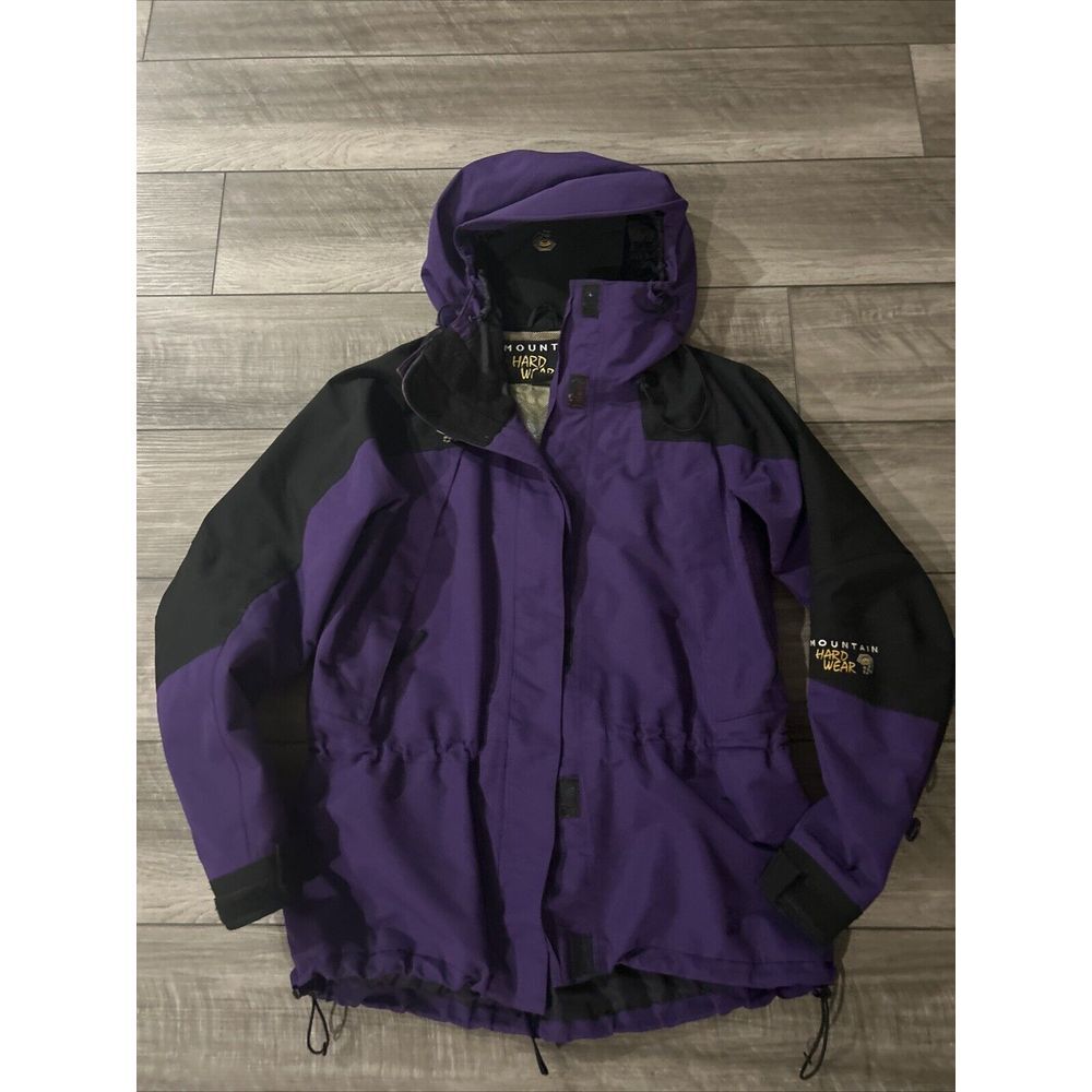 Mountain Hardwear Women's Nylon Zip Front Hooded CampingJacket Purple  - Size 10